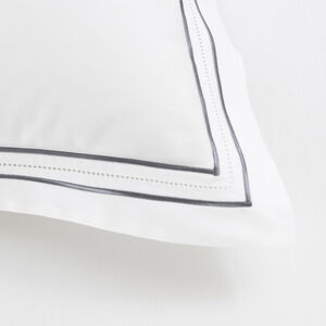 slide 3 Elegance Euro Sham