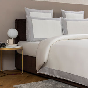 slide 2 Bold Duvet Cover