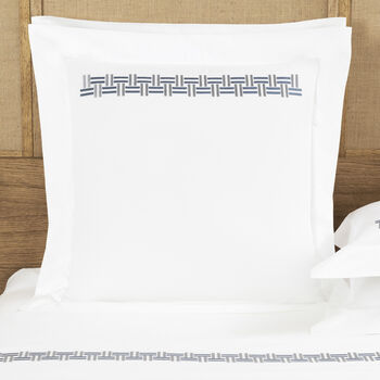 Basket Weave Embroidery Federa Quadrata