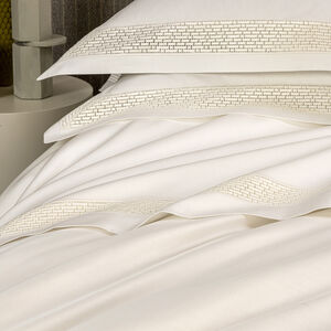 slide 5 Affinity Lace Boudoir 