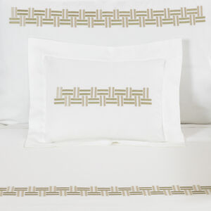 slide 1 Basket Weave Embroidery Boudoir