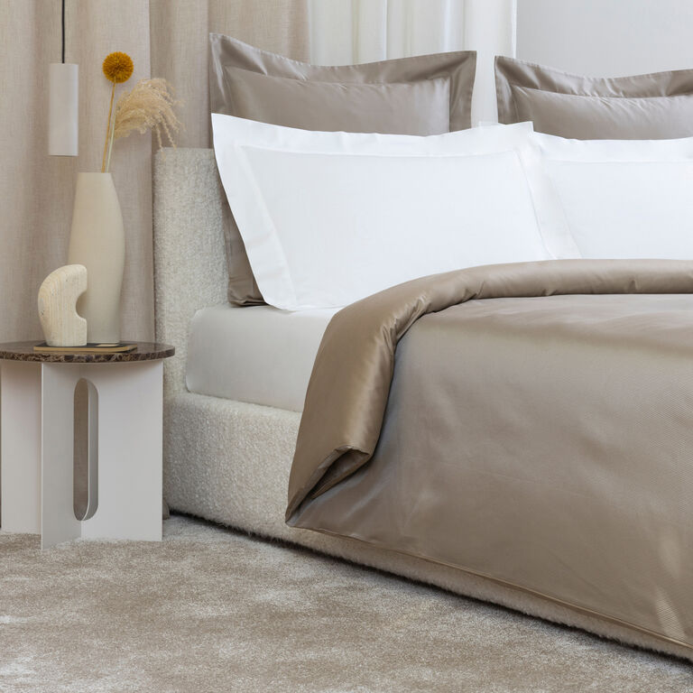slide 2 Oblique Jacquard Duvet Cover