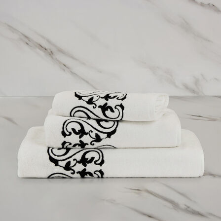 Ornate Medallion Embroidered Guest Towel