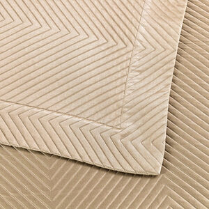 slide 3 Luxury Herringbone Copriletto
