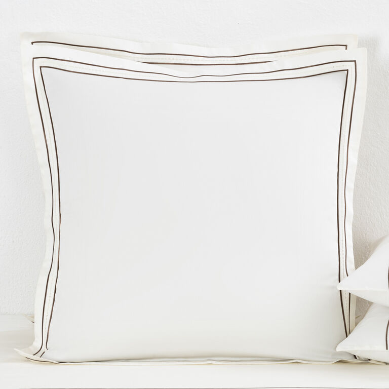 slide 1 Elegance Euro Sham