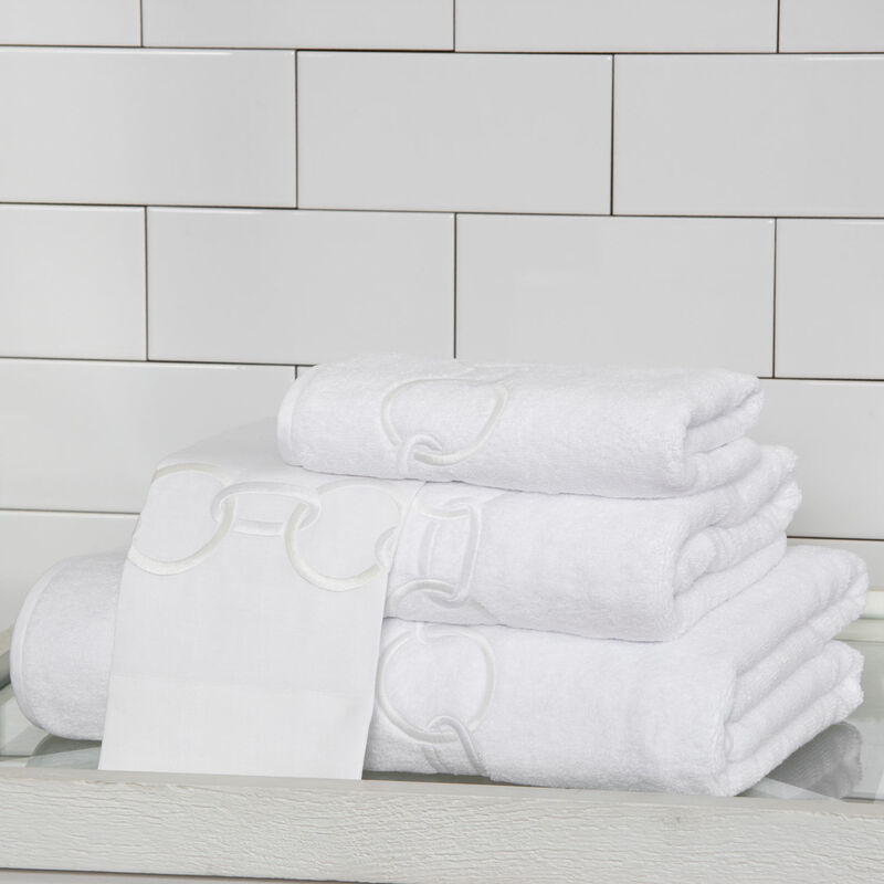 Links Embroidered Linen Guest Towel