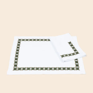 slide 3 Deco Set aus Tischsets und Servietten