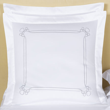 Sirmione Embroidered Federa Quadrata