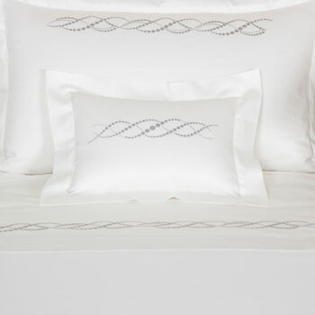 Pearls Ricamo Boudoir