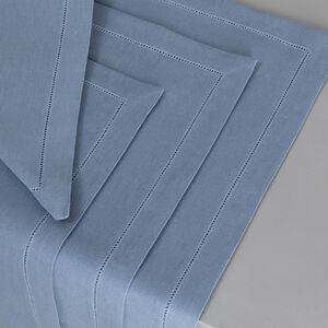 slide 4 Artistry Ajour Serviettenset