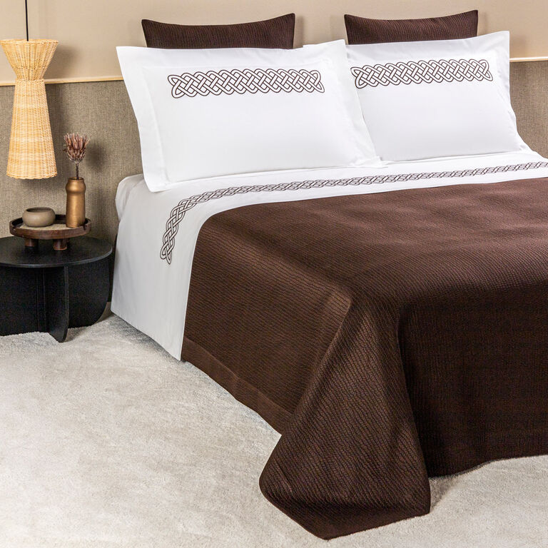 slide 4 Luxury Earth Bedspread