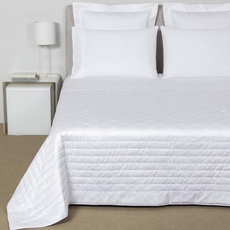 slide 1 Terragona Light Quilt