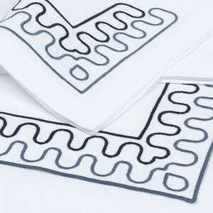 slide 4 Modernism Outline Set aus Tischsets und Servietten 