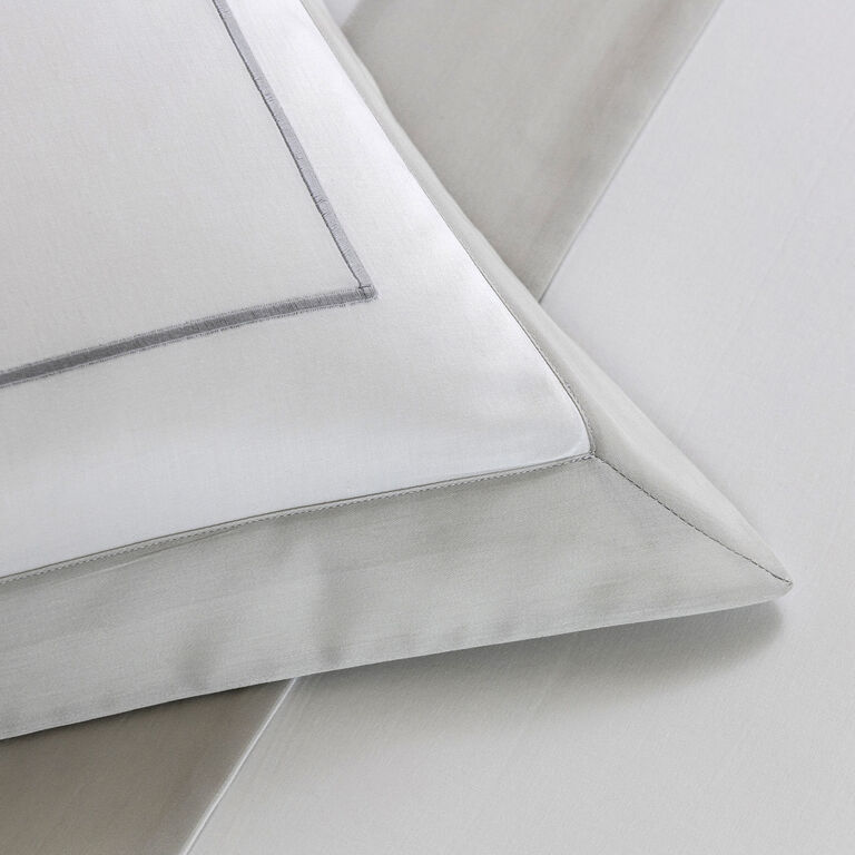 slide 2 Essence Euro Sham