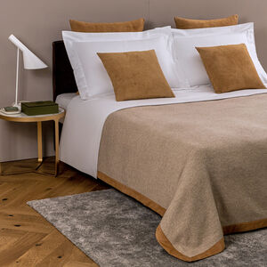 slide 2 Tuileries Blanket