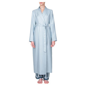 slide 1 Syrup Robe