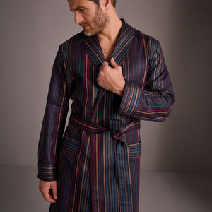 slide 4 Momentide Robe