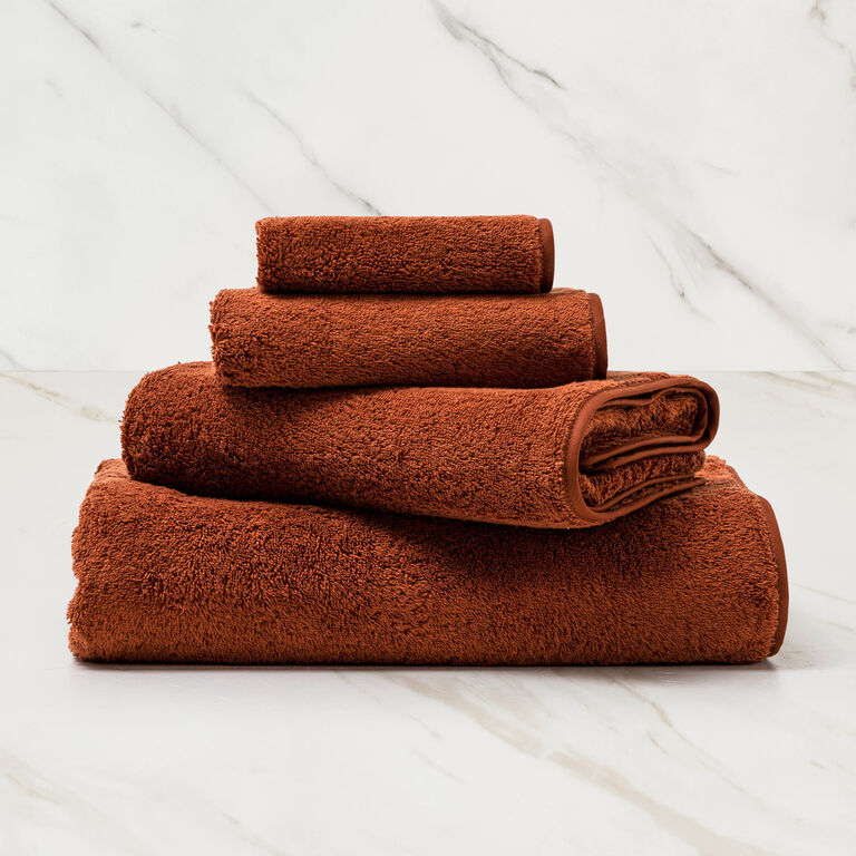 slide 1 Unito Guest Towel