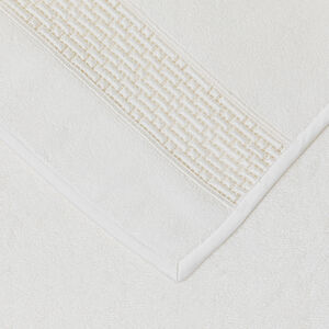 slide 3 Affinity Lace Bath Towel