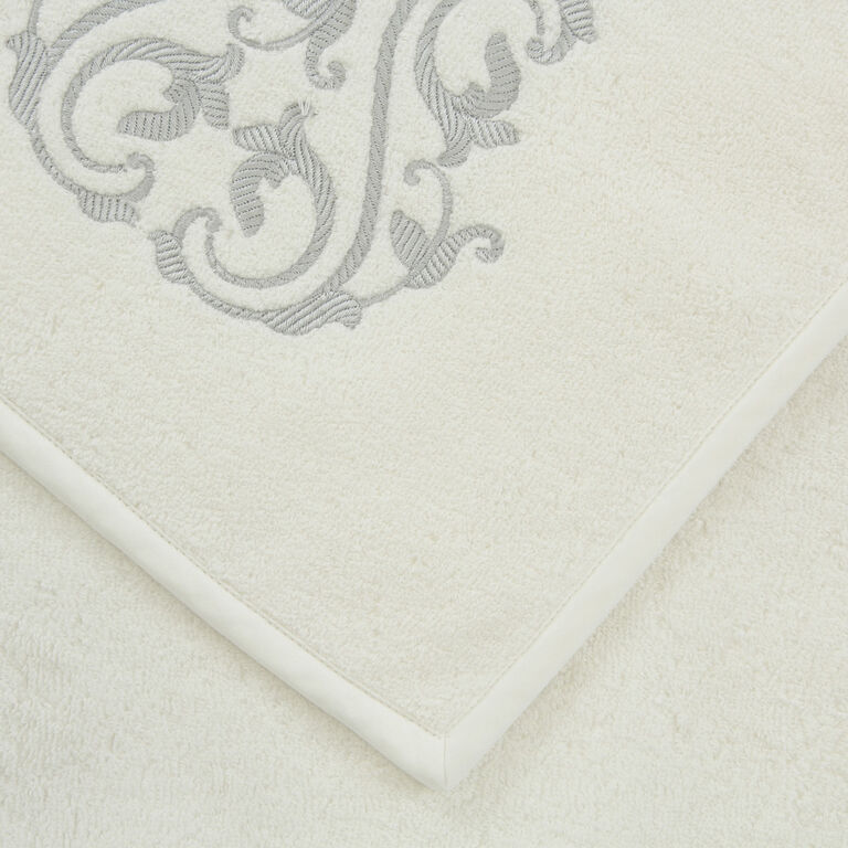 slide 3 Ornate Medallion Ricamo Telo Doccia