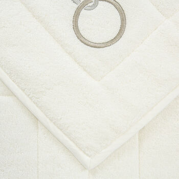 Links Ricamo Tappeto