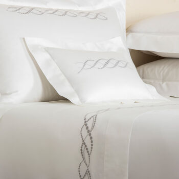 Pearls Ricamo Boudoir