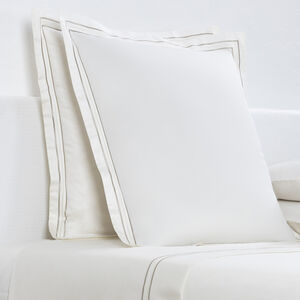 slide 2 Elegance Euro Sham