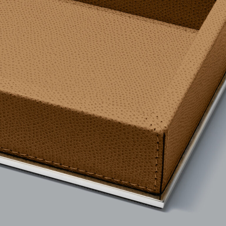 slide 3 Otello Valet Tray