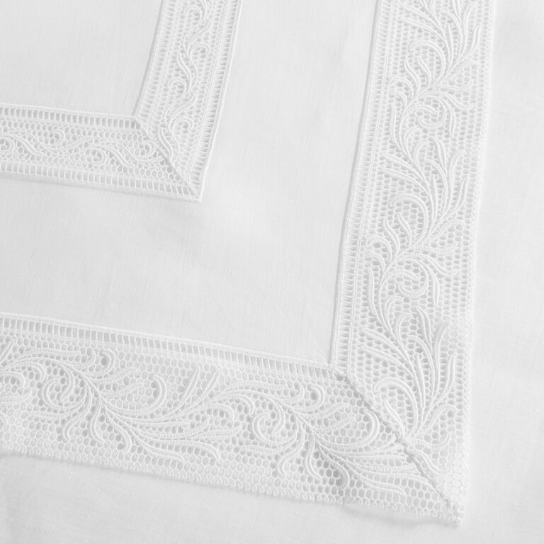 slide 2 Demetra Tablecloth