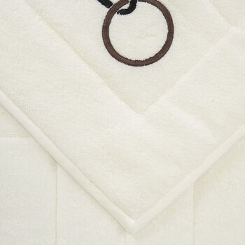 Links Ricamo Tappeto