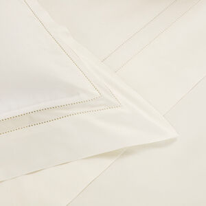 slide 3 Doppio Ajour Boudoir Sham