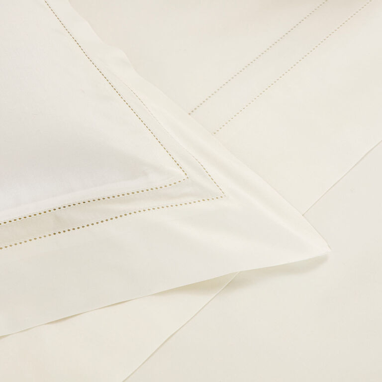 slide 3 Doppio Ajour Boudoir Sham