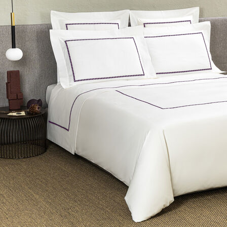 slide 4 Affinity Embroidered Completo Letto