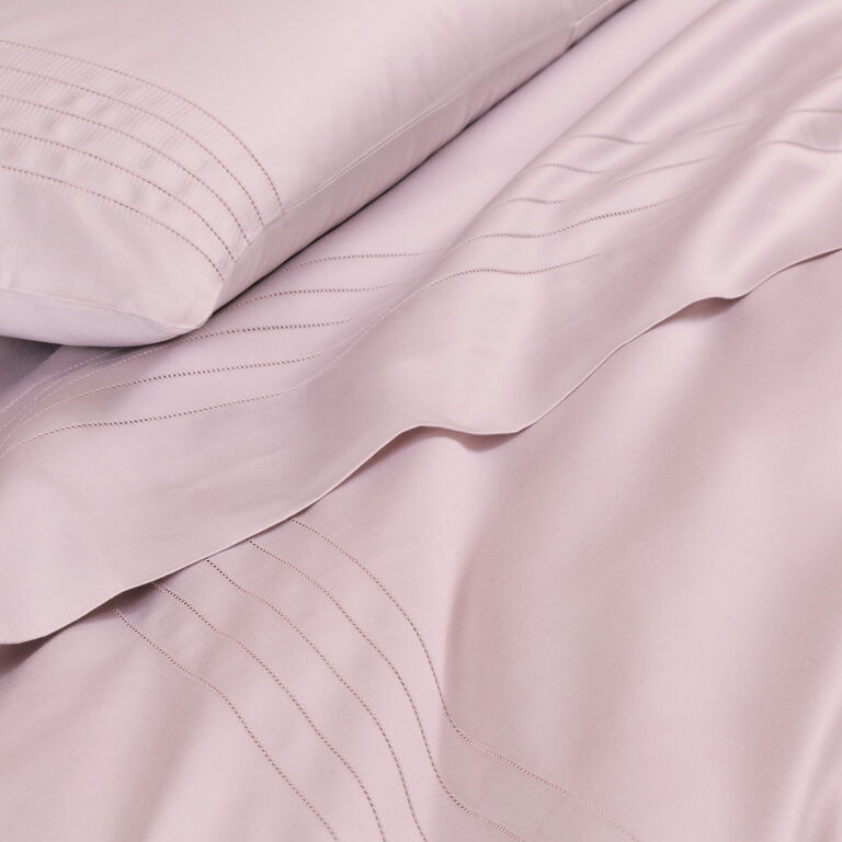 slide 5 Lush Ajour Sheet Set