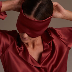 slide 1 Sanctuary Silk Mascherina