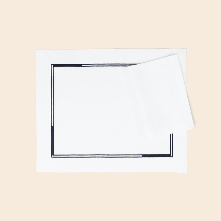 slide 2 Edgeline Set aus Tischsets und Servietten