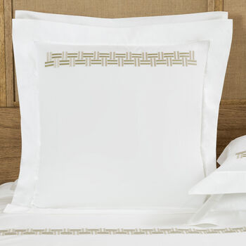 Basket Weave Embroidery Federa Quadrata