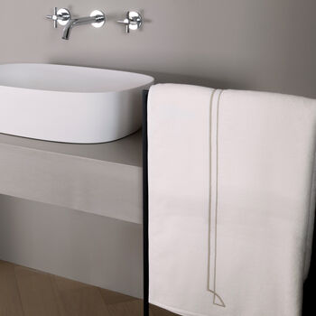 Layering Embroidery Drap De Bain