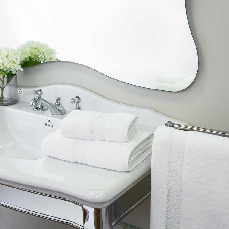 slide 4 Forever Lace Guest Towel
