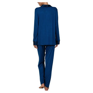 slide 3 Jane Pyjamas