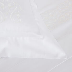 slide 3 Ornate Medallion Ricamo Boudoir