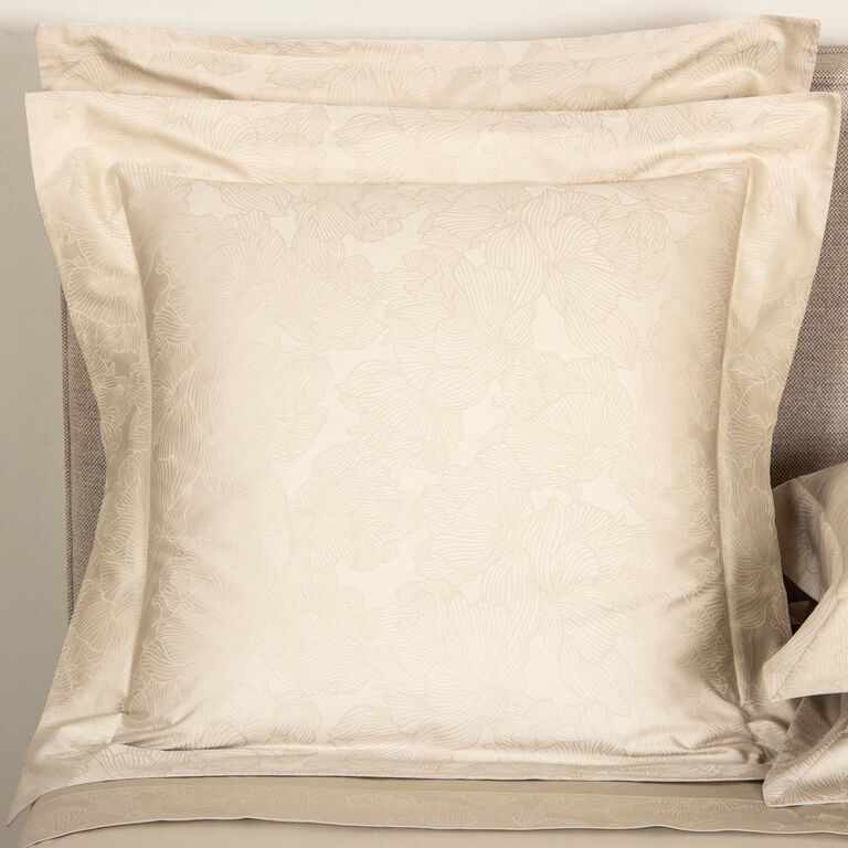 slide 1 Lilium Euro Sham