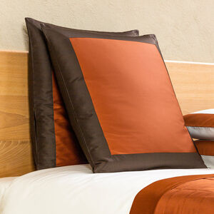 slide 2 Rectangular Euro Sham