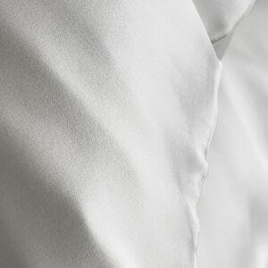 slide 2 Luxury Silk Federa Quadrata