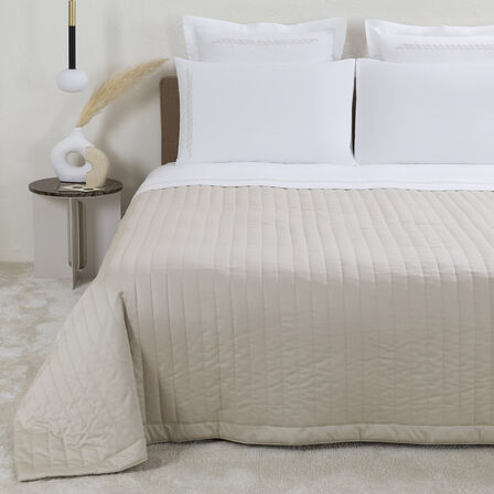 Vertical Sateen Steppdecke