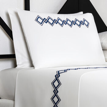 Twist Embroidery Federa