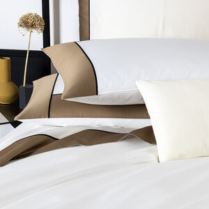 slide 5 Linear Duvet Cover Set