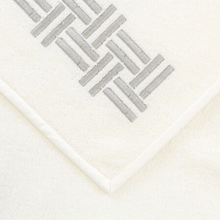 slide 3 Basket Weave Embroidery Guest Towel