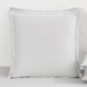 Camelia Federa Quadrata