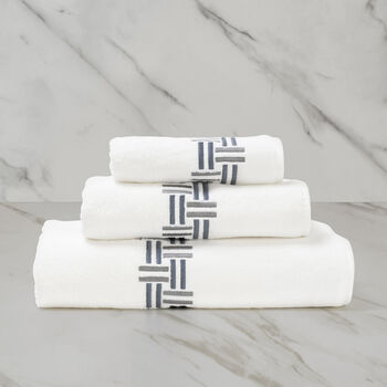 Basket Weave Embroidery Asciugamano